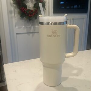 Stanley 40oz Quencher H2.0 FlowState Tumbler